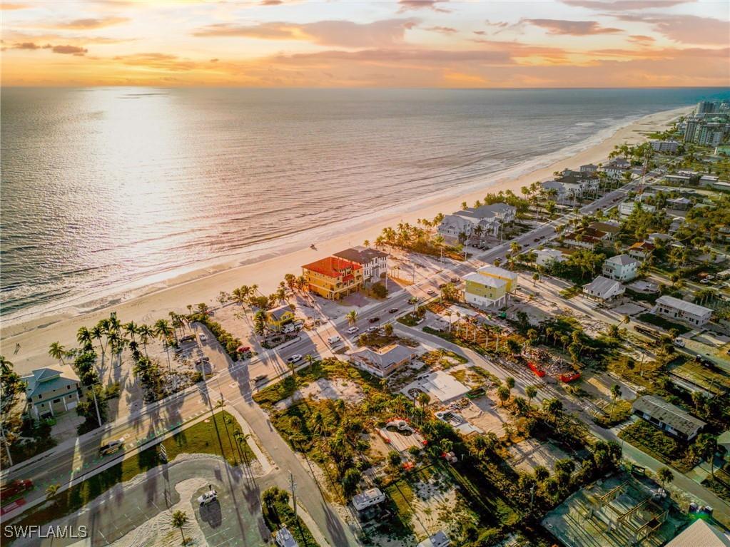 121 Connecticut St., Fort Myers Beach, FL 33931