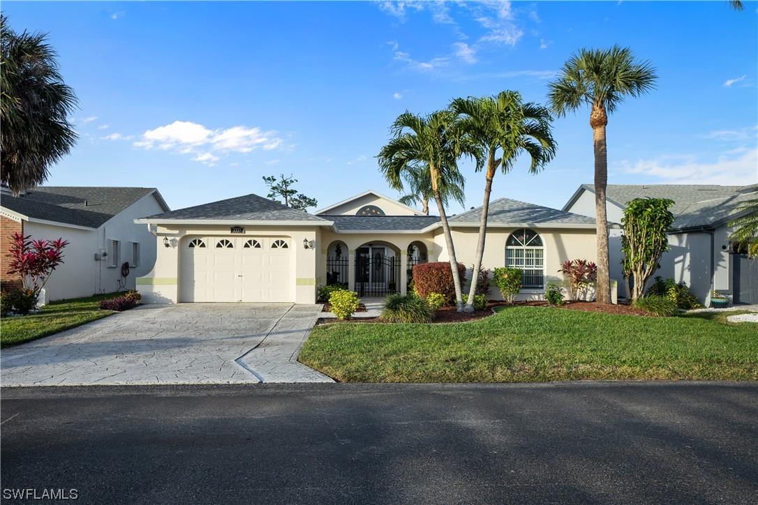 3337 Clubview Dr., North Fort Myers, FL 33917
