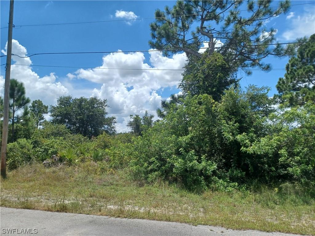 2715 9th St., Lehigh Acres, FL 33976