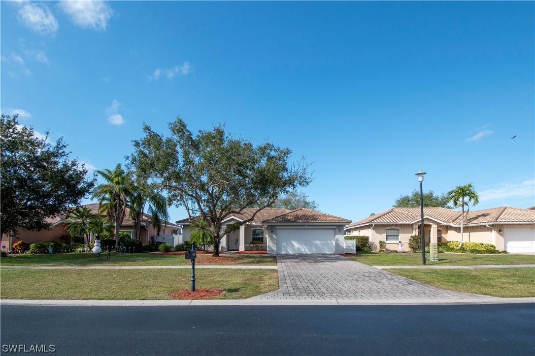 2935 Orange Grove Tr., Naples, FL 34120