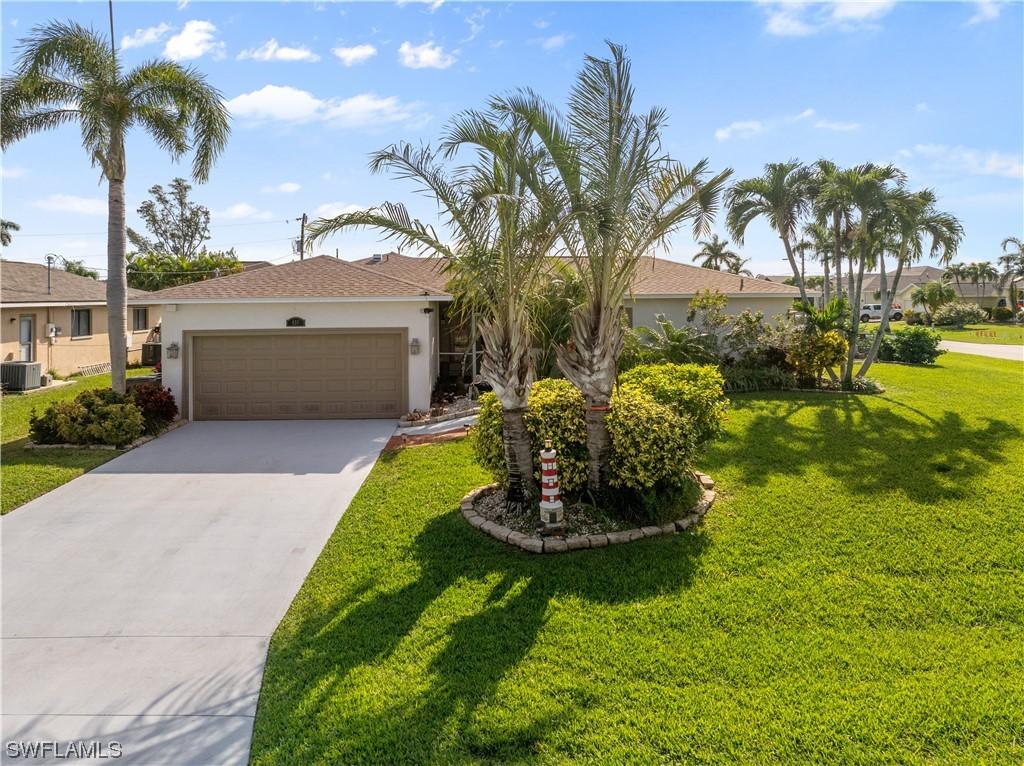 430 SW 46th Ter., Cape Coral, FL 33914