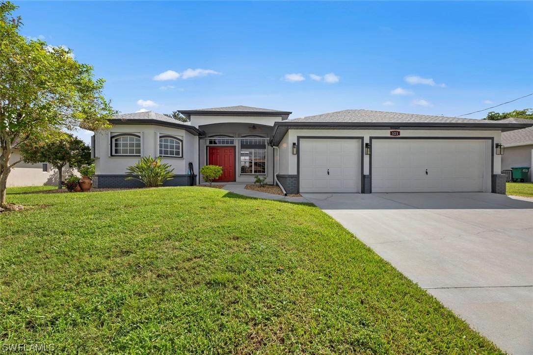 121 NE 12th Ct., Cape Coral, FL 33909