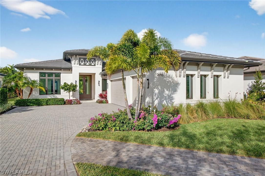 2055 Cambridge Park Dr., Naples, FL 34109