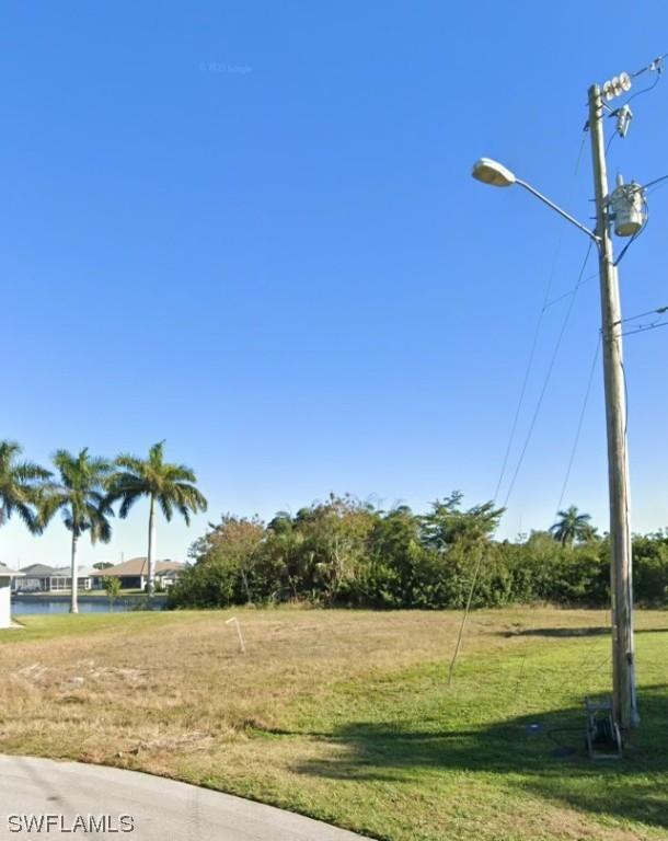 401 NE 21st Ave., Cape Coral, FL 33909