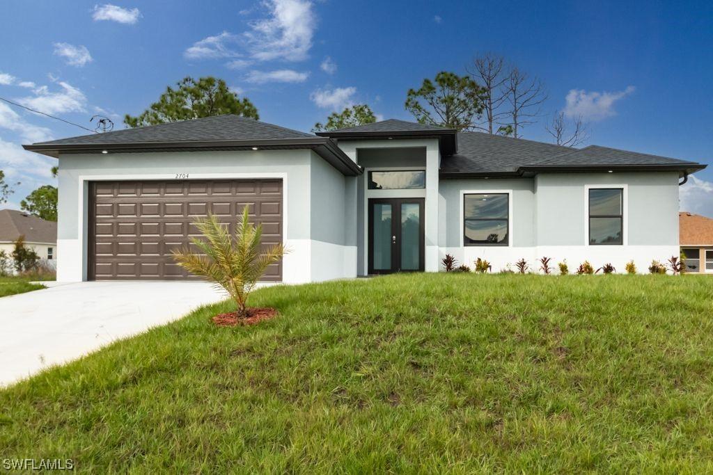 529 Wabasso Ave., Lehigh Acres, FL 33974