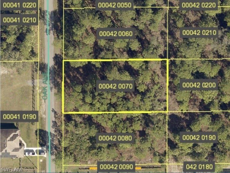 1112 Oak Ave., Lehigh Acres, FL 33972