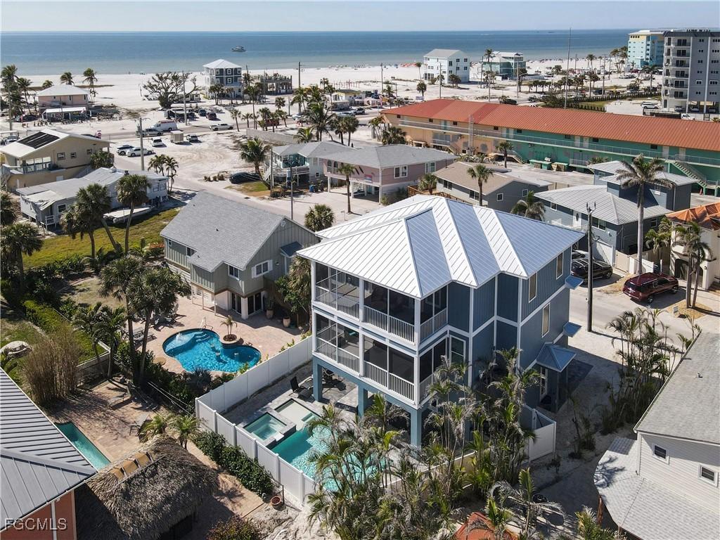 146 Miramar St., Fort Myers Beach, FL 33931