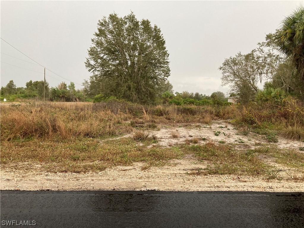 545 Lone Star Ln., Lehigh Acres, FL 33974