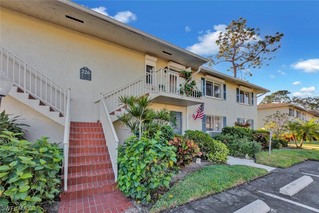 226 Memory Ln. #2, Naples, FL 34112