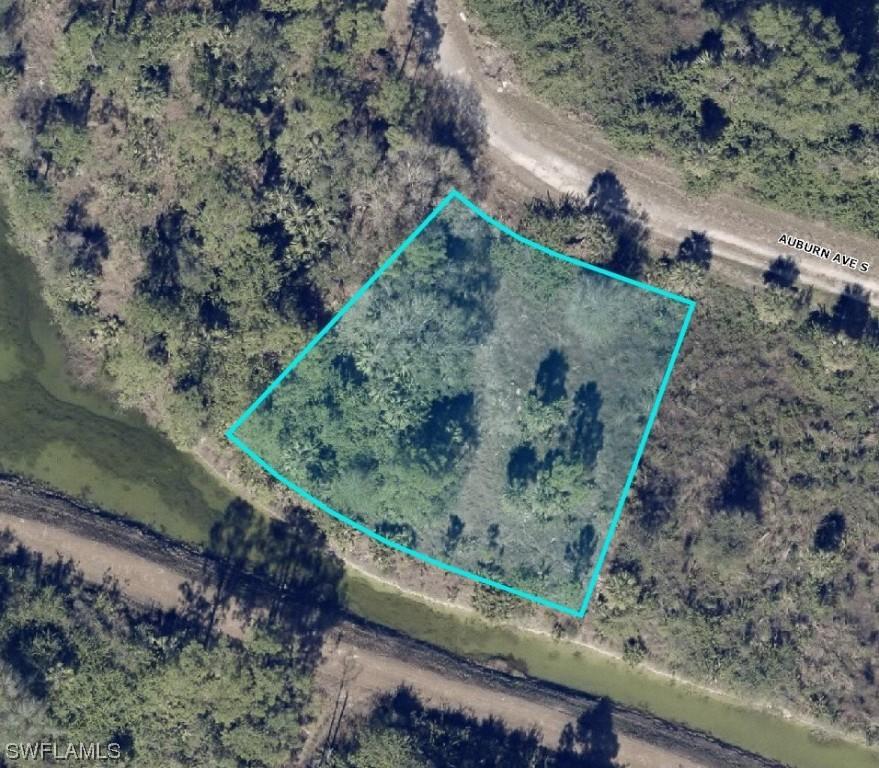 134 Auburn Ave., Lehigh Acres, FL 33974