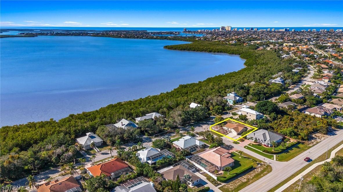 1996 Sheffield Ave., Marco Island, FL 34145