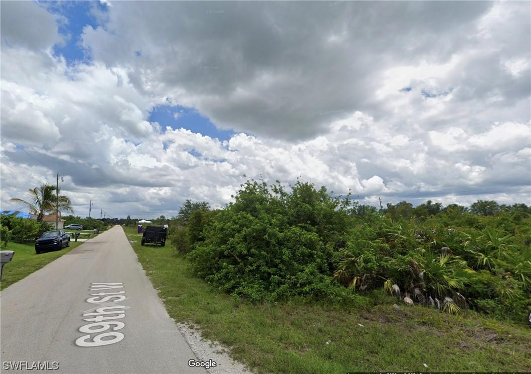 2719 69th St., Lehigh Acres, FL 33971