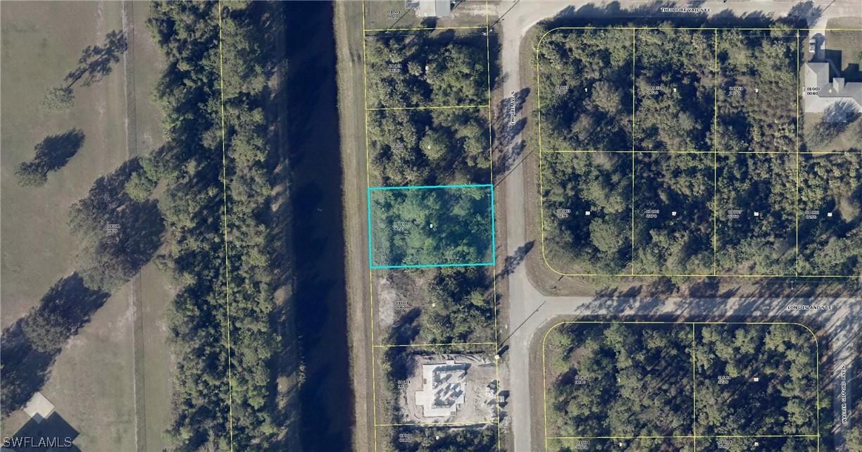 508 Empire Ave., Lehigh Acres, FL 33974
