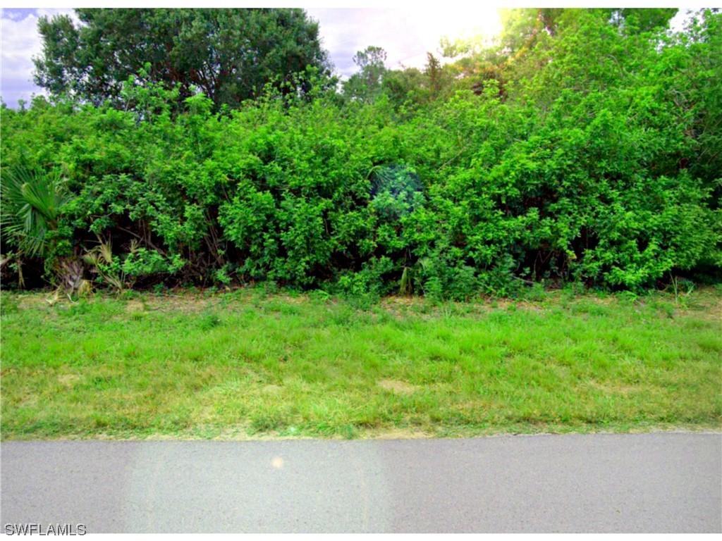 3006 19th St., Lehigh Acres, FL 33971