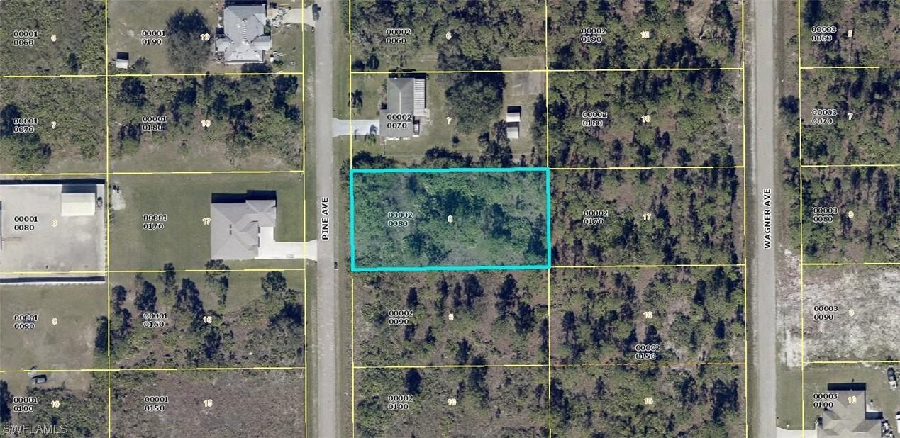 808 Pine Ave., Lehigh Acres, FL 33972
