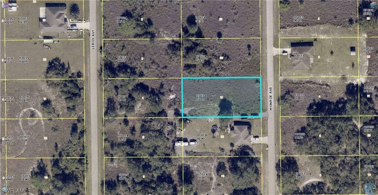 1417 Moore Ave., Lehigh Acres, FL 33972