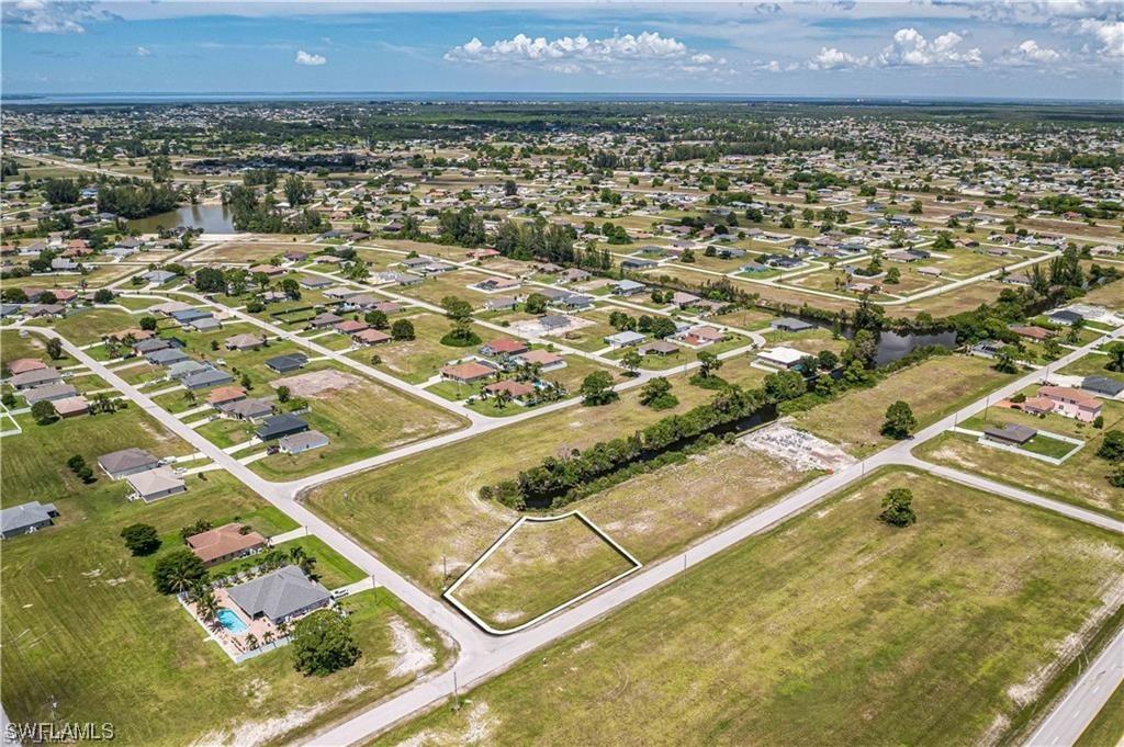 1200 NW 16th Pl., Cape Coral, FL 33993