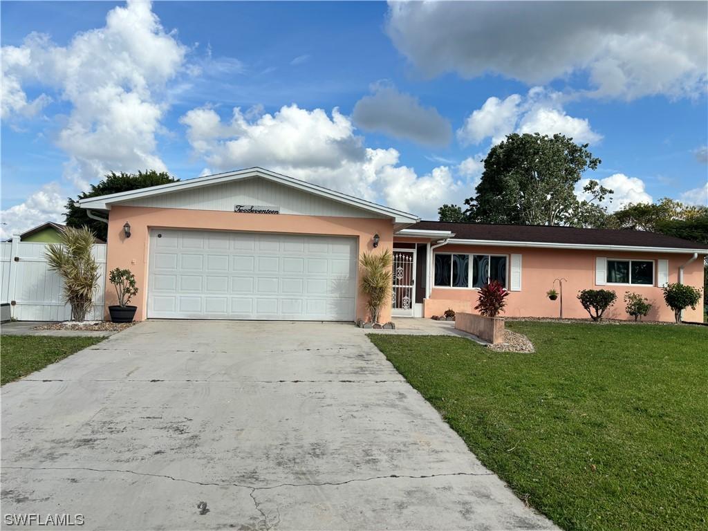 217 Idleview Ave., Lehigh Acres, FL 33936