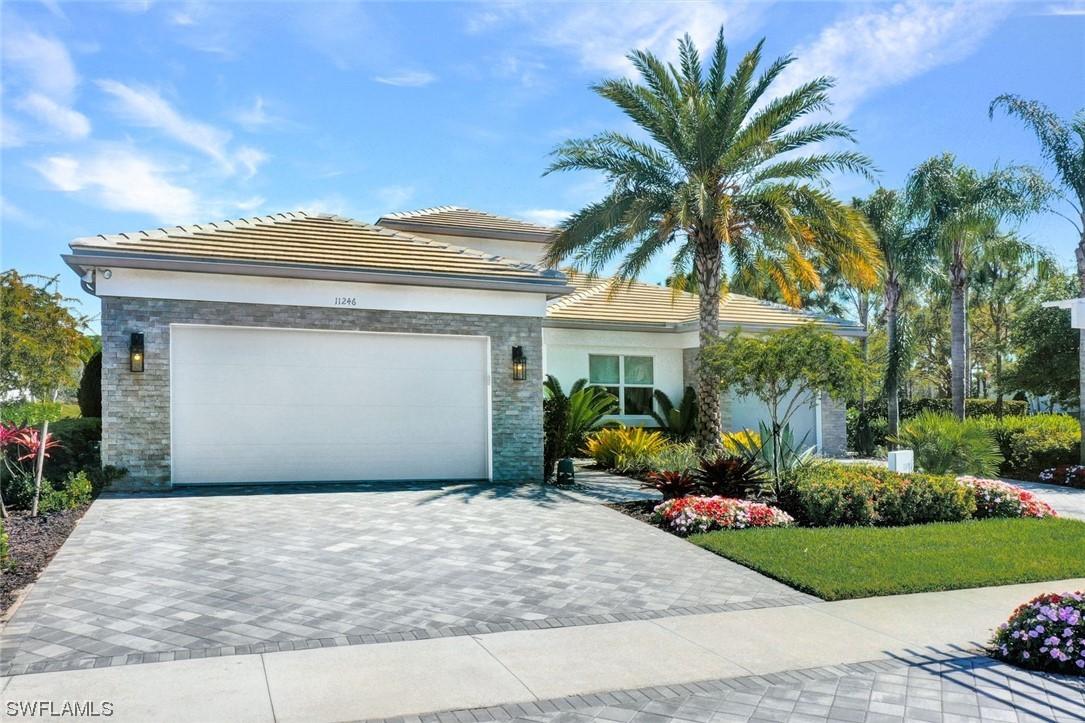 11246 Daphne Ct., Naples, FL 34120