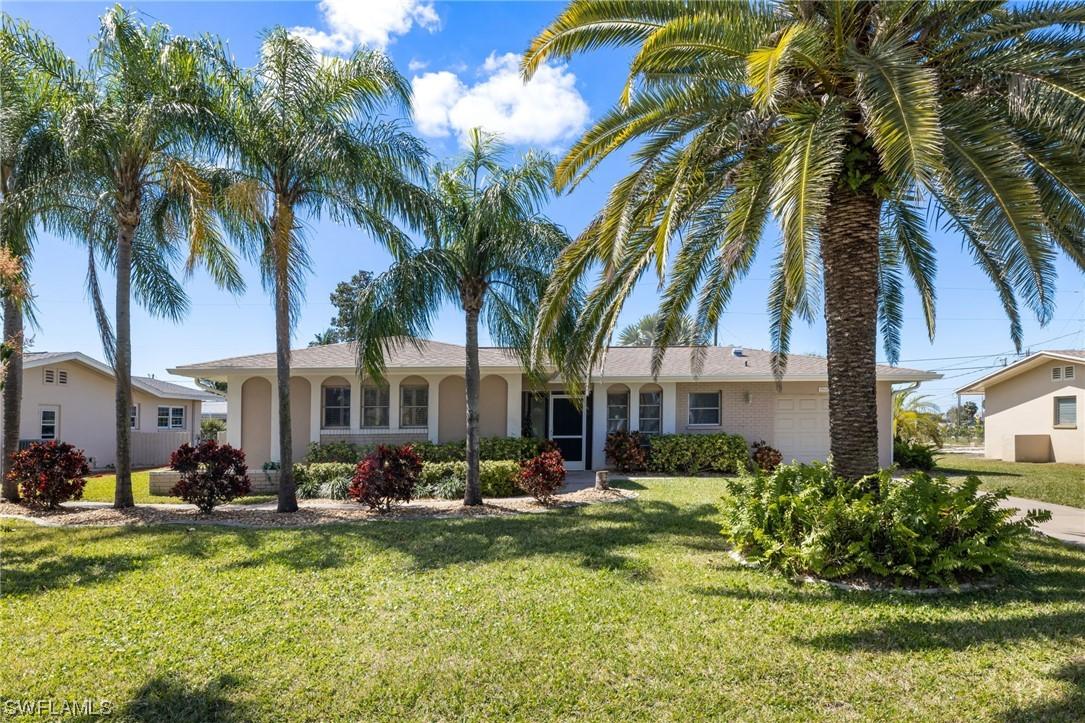 4906 Nassau Ct., Cape Coral, FL 33904