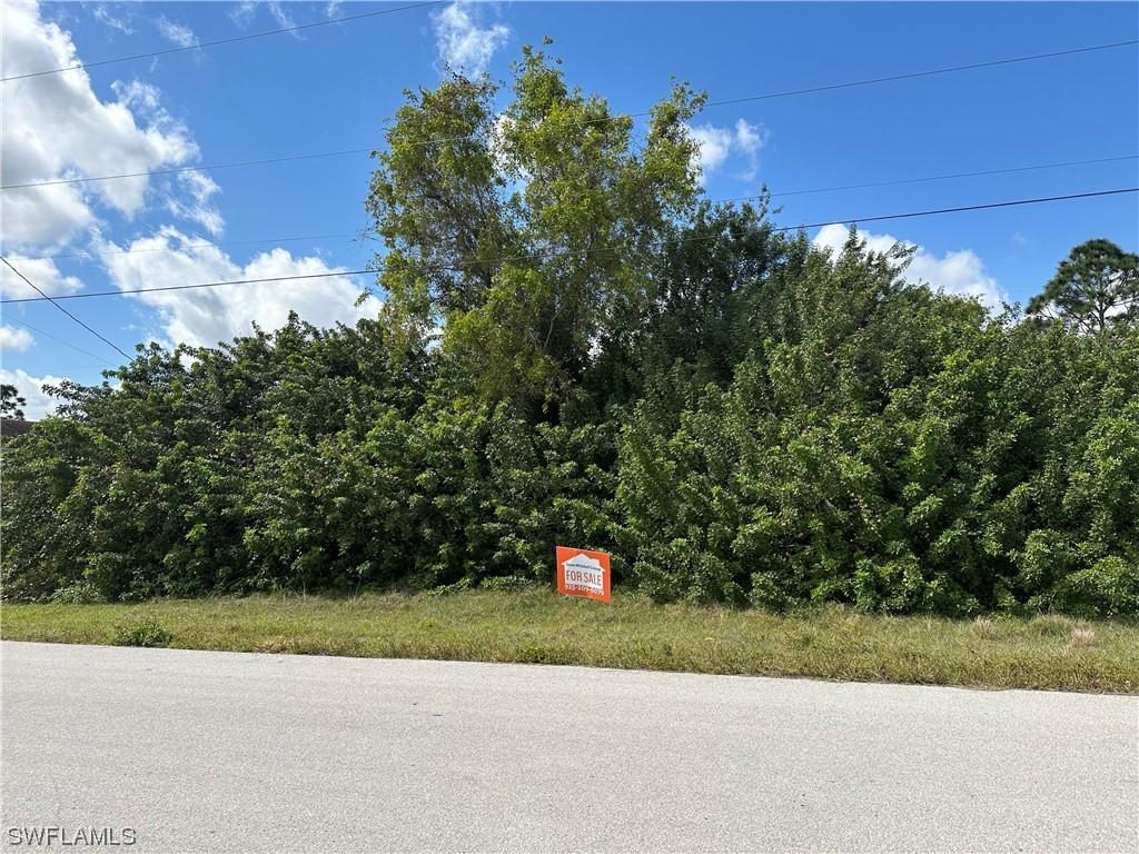 716 Castlestone Ave., Lehigh Acres, FL 33974