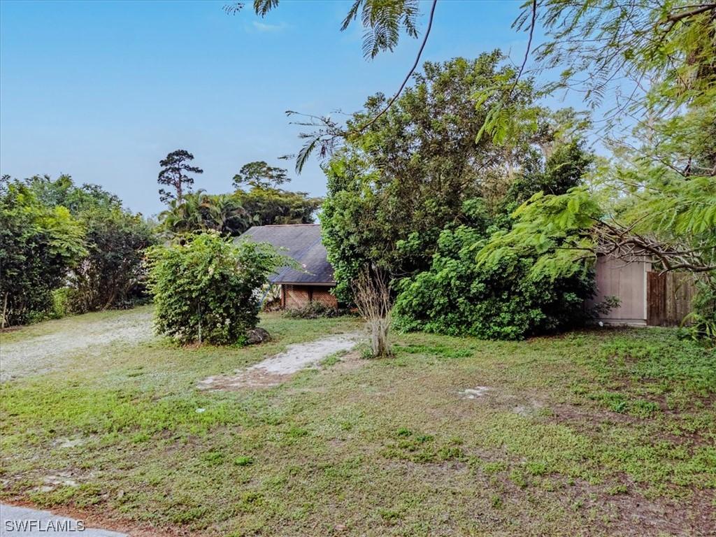 213 Lincoln Ave., Lehigh Acres, FL 33936