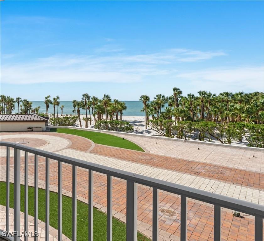 8111 Bay Colony Dr. #104, Naples, FL 34108