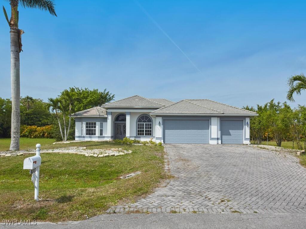 18307 Royal Hammock Blvd., Naples, FL 34114