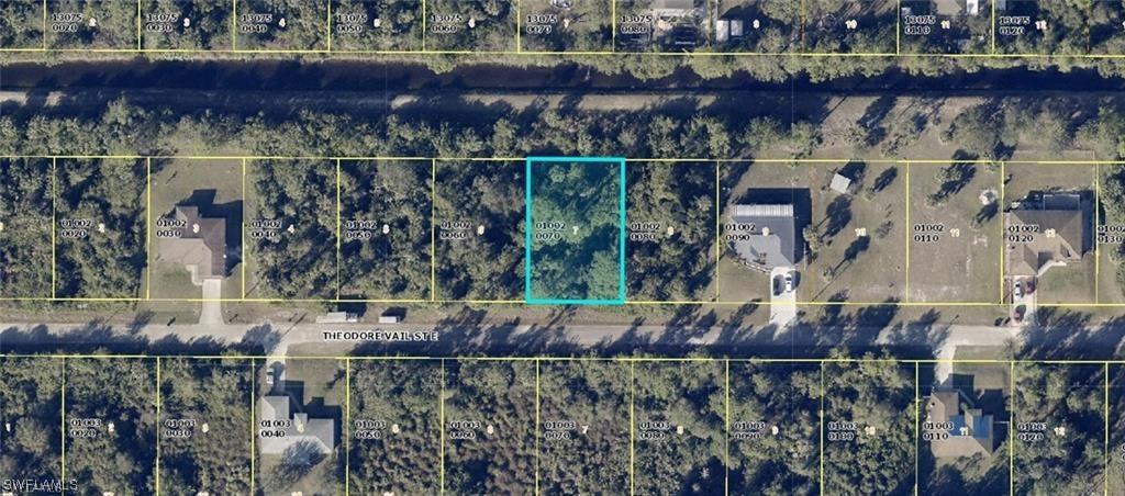 715 Theodore Vail St., Lehigh Acres, FL 33974