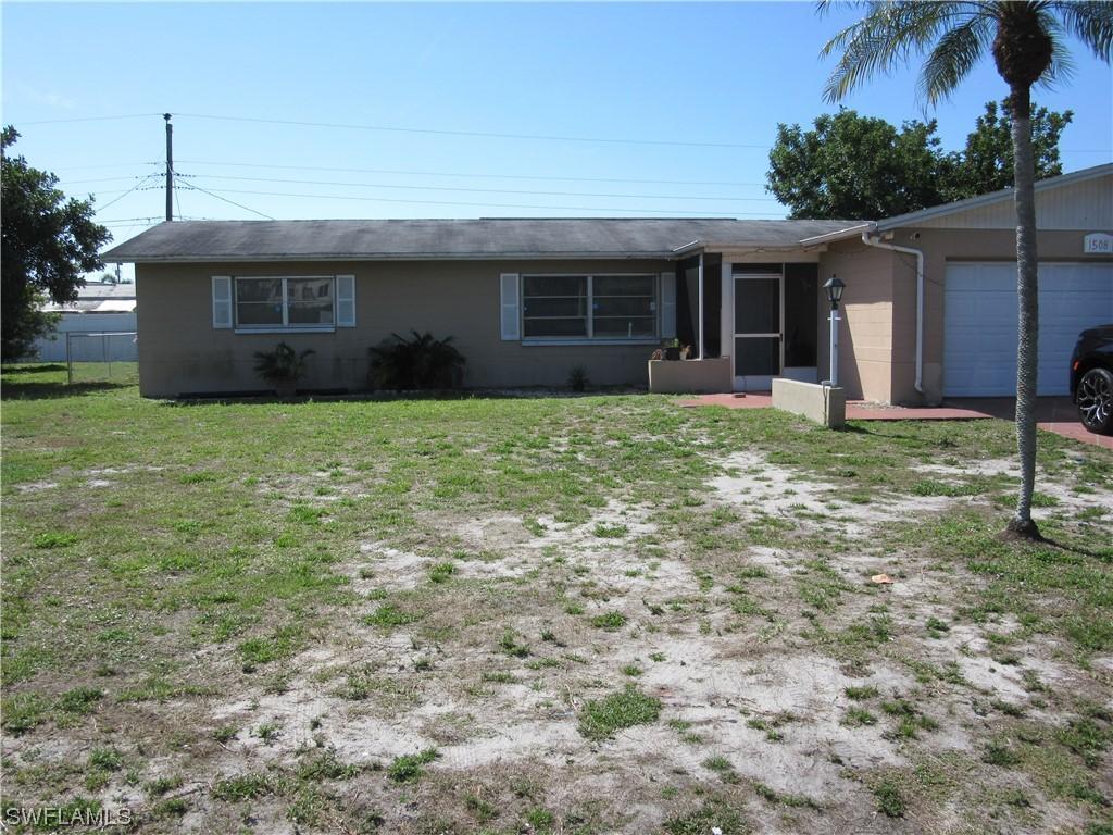1508 Grandale St., Lehigh Acres, FL 33936