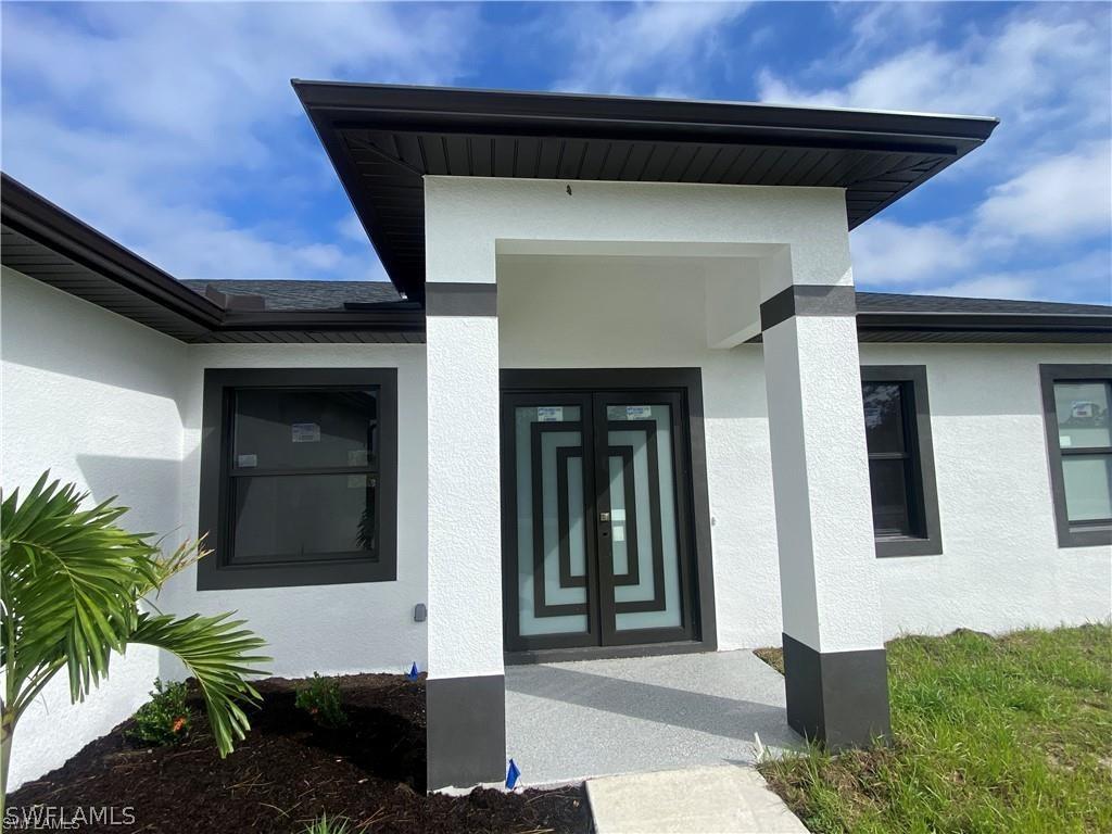 1710 Hibiscus Ave., Lehigh Acres, FL 33972