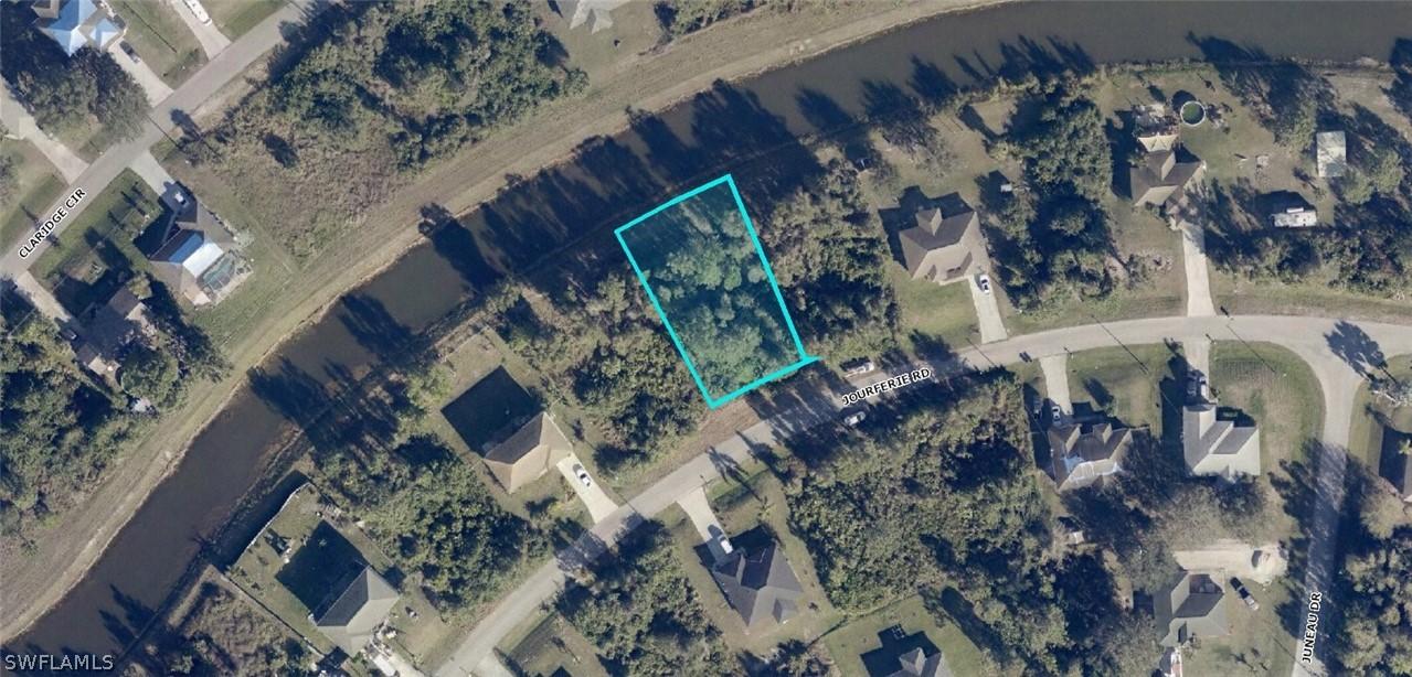 429 Jourferie Rd., Lehigh Acres, FL 33974