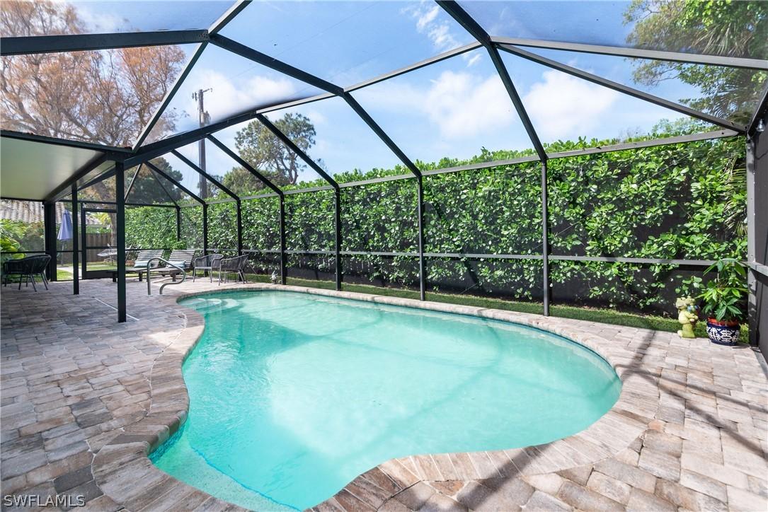 237 Burning Tree Dr., Naples, FL 34105