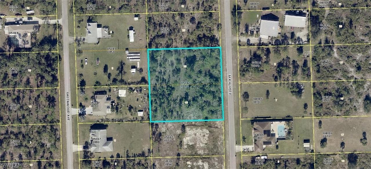 911 8th Ave., Lehigh Acres, FL 33972