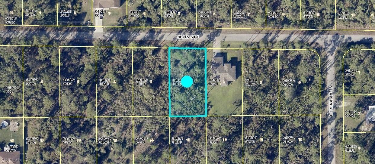 852 Cadis St., Lehigh Acres, FL 33974