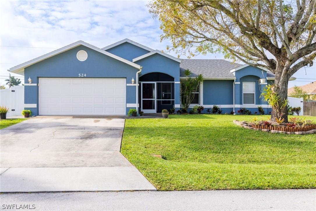 524 SW 27th Ter., Cape Coral, FL 33914