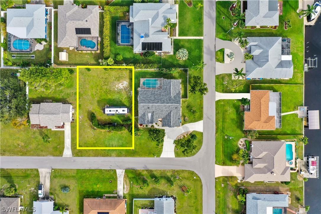 923 SE 29th St., Cape Coral, FL 33912