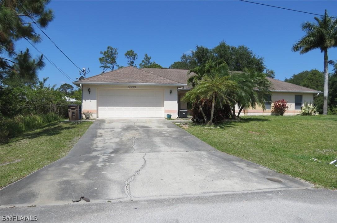 3000 Gordon Ave., Lehigh Acres, FL 33973