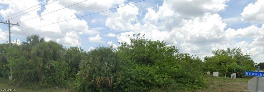 836-838 Milwaukee Blvd., Lehigh Acres, FL 33974