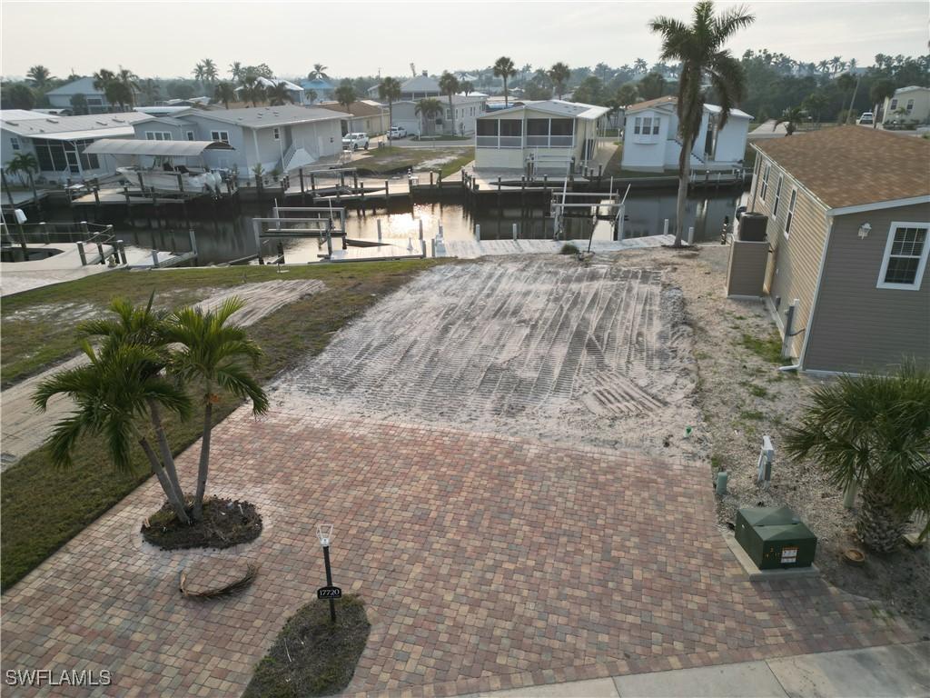 17720 Eglantine Ln., Fort Myers Beach, FL 33931