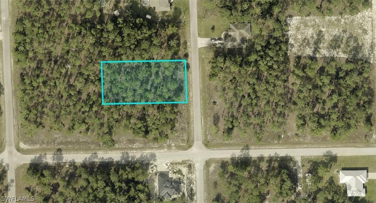 1103 Thompson Ave., Lehigh Acres, FL 33972
