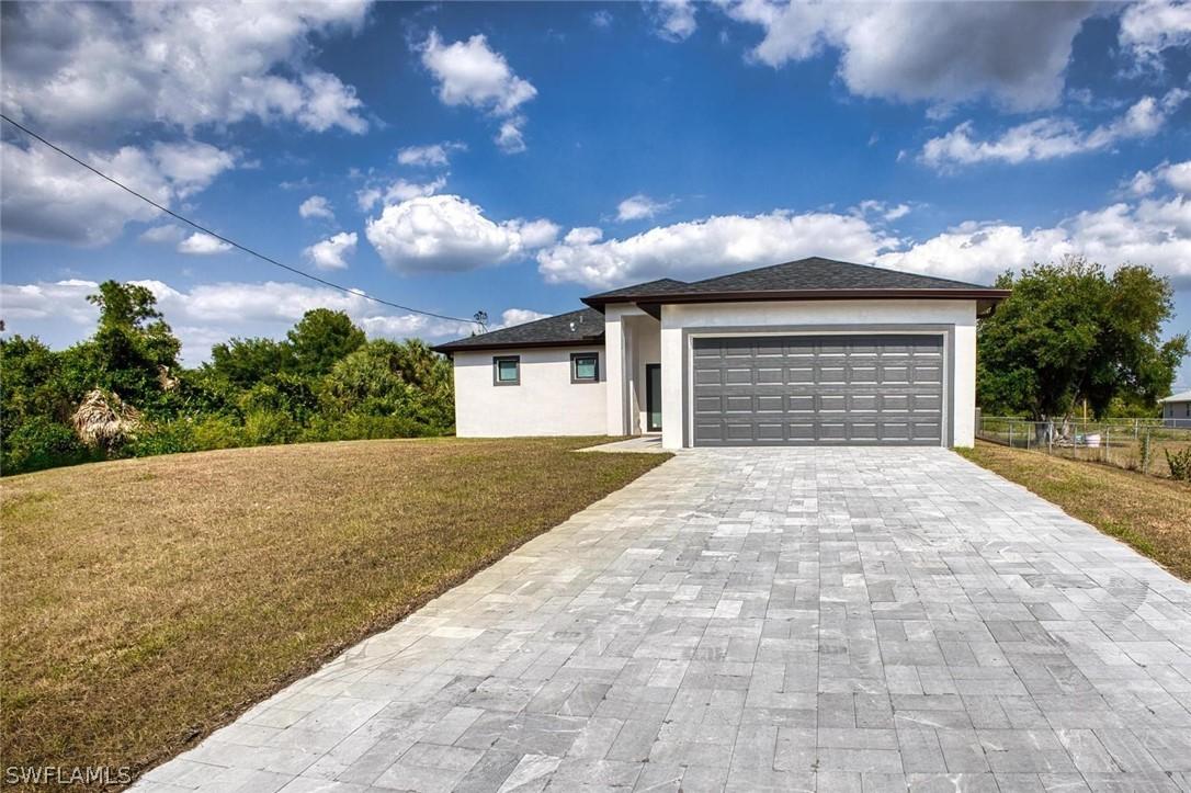 417 Mcarthur Blvd., Lehigh Acres, FL 33974