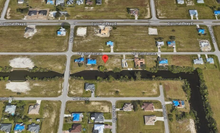 424 NE 15th Ter., Cape Coral, FL 33909