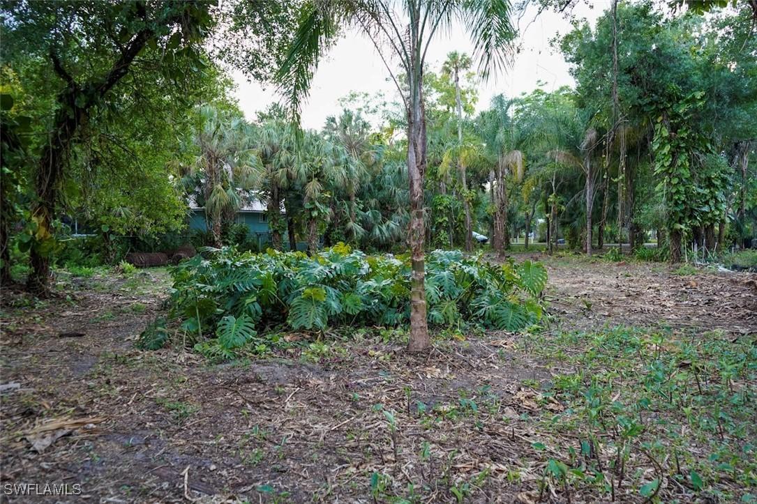 385 Caloosa Dr., Labelle, FL 33935