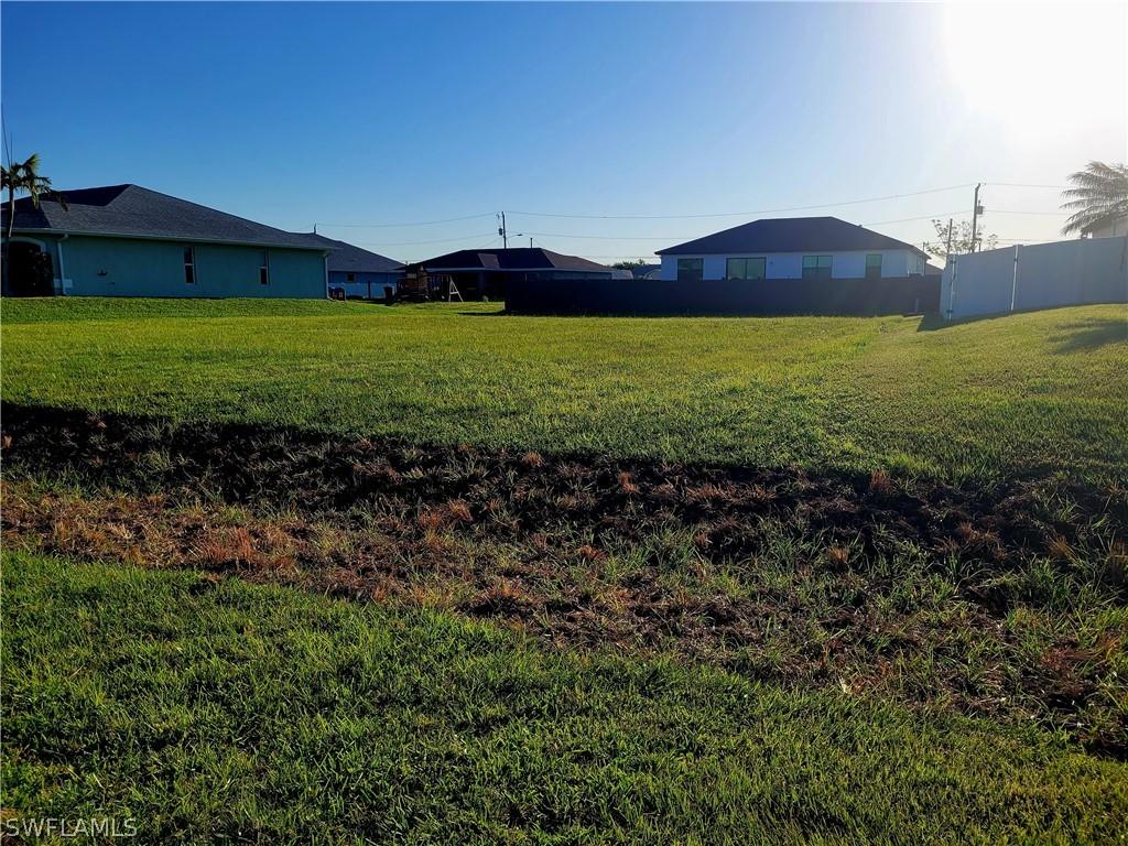 225 NW 29th Pl., Cape Coral, FL 33993