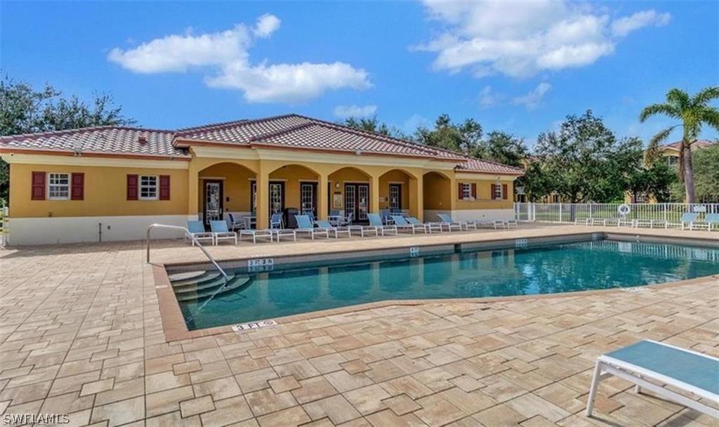 4122 Residence Dr. #102, Fort Myers, FL 33901