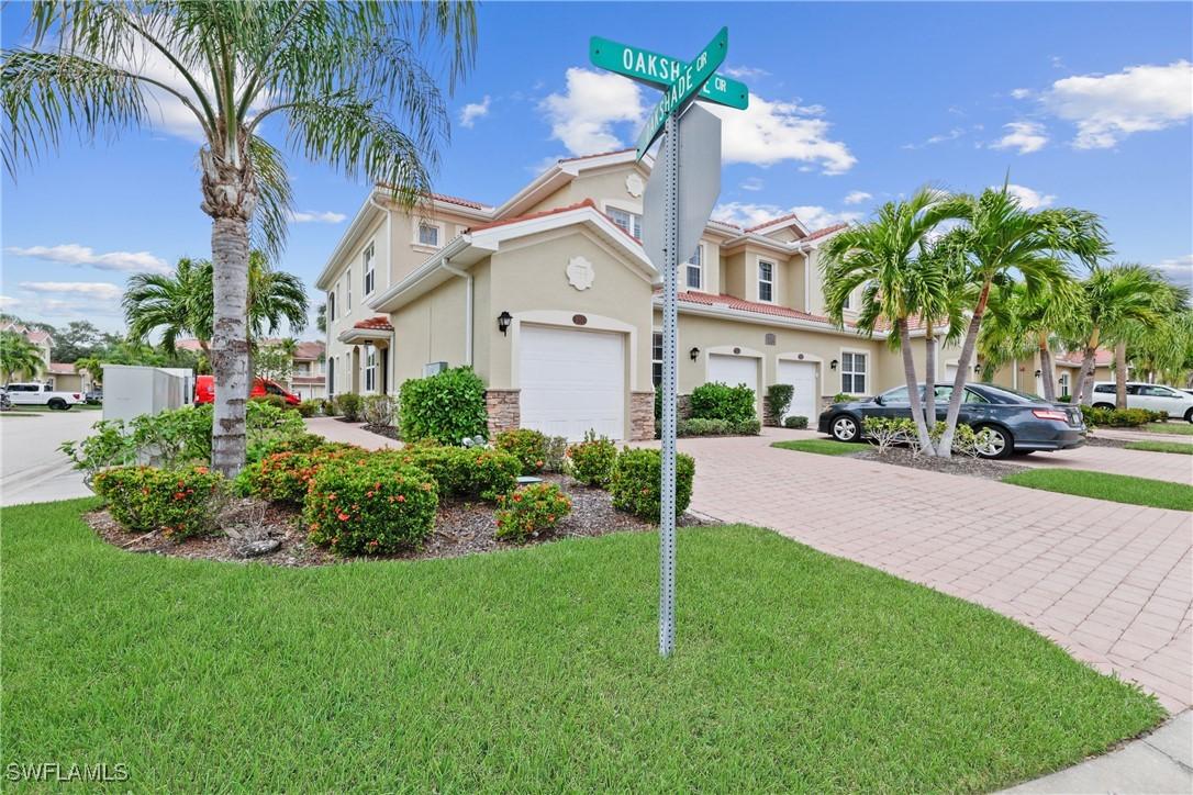 8564 Oakshade Cir. #3, Fort Myers, FL 33919
