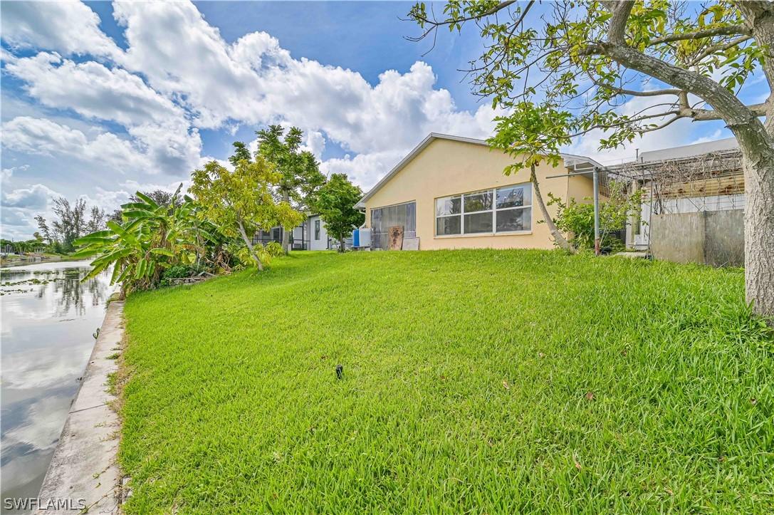 163 SE 16th St., Cape Coral, FL 33990