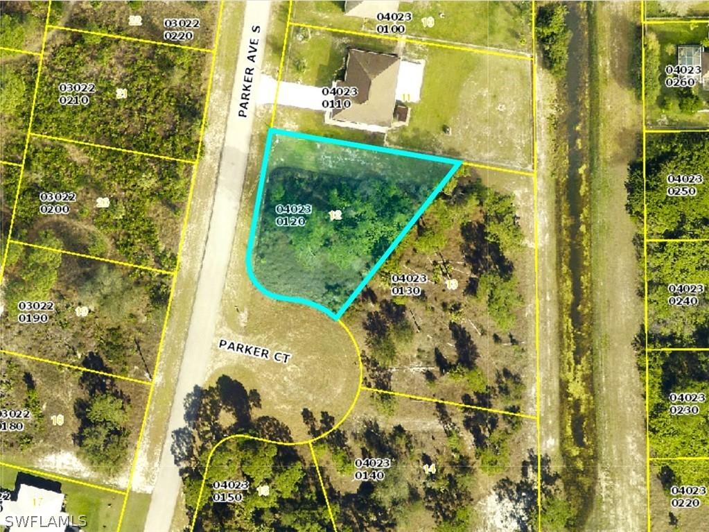 1033 Parker Ct., Lehigh Acres, FL 33974