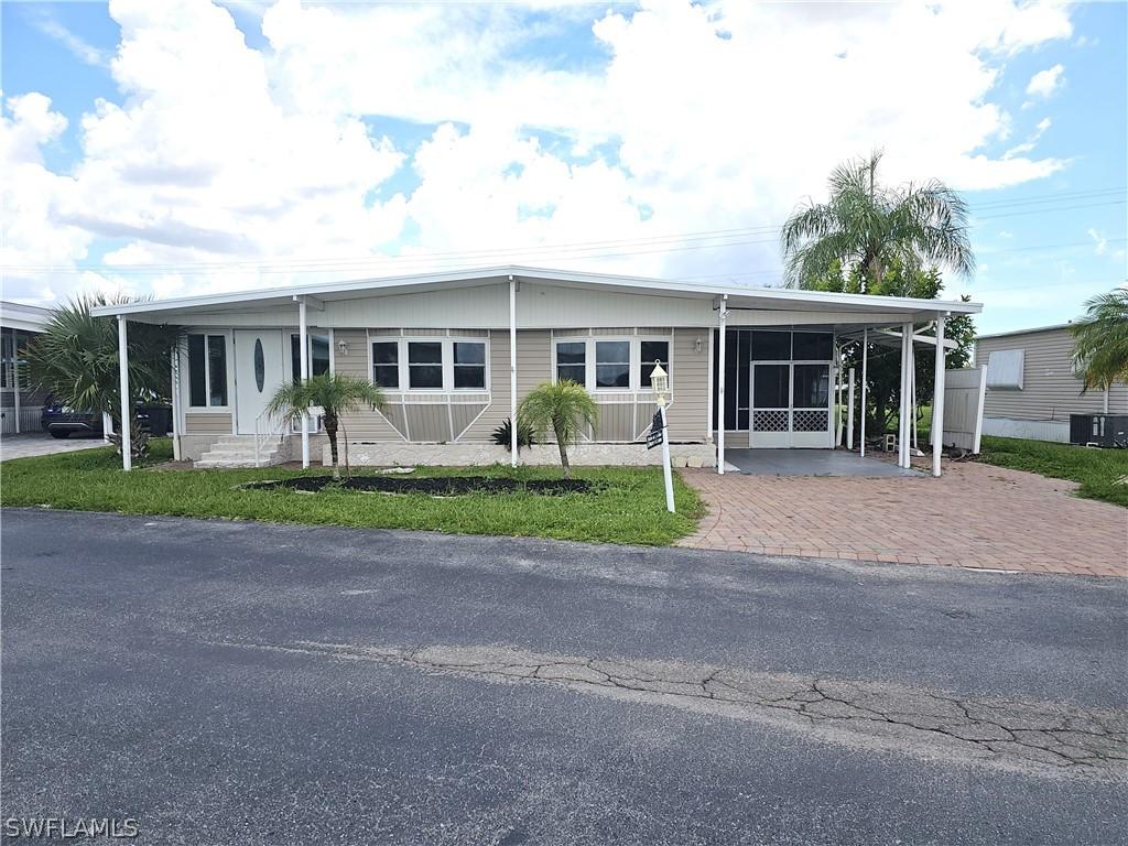 3172 Pluto Cir., North Fort Myers, FL 33903